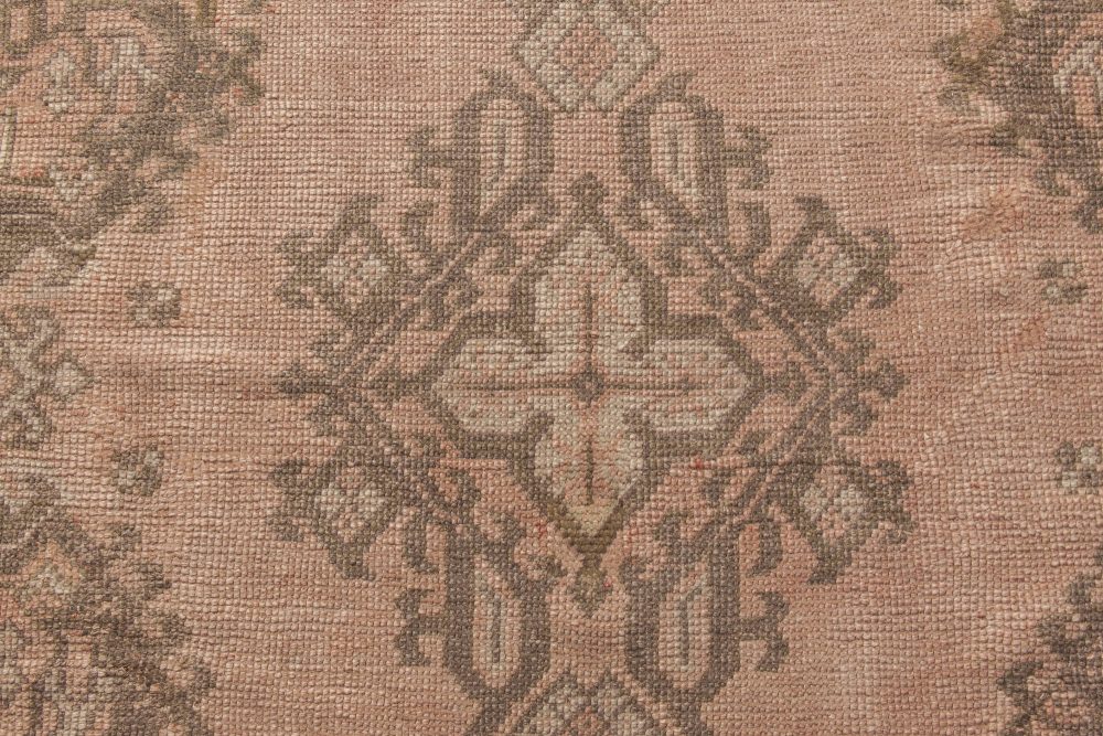 Early 20th Century Turkish Oushak Handmade Wool Rug BB6836