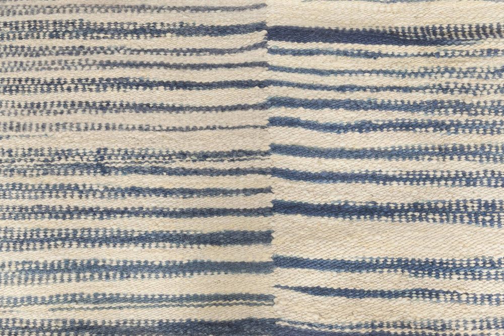 Contemporary Blue and White Flat-Woven Wool Rug N11786