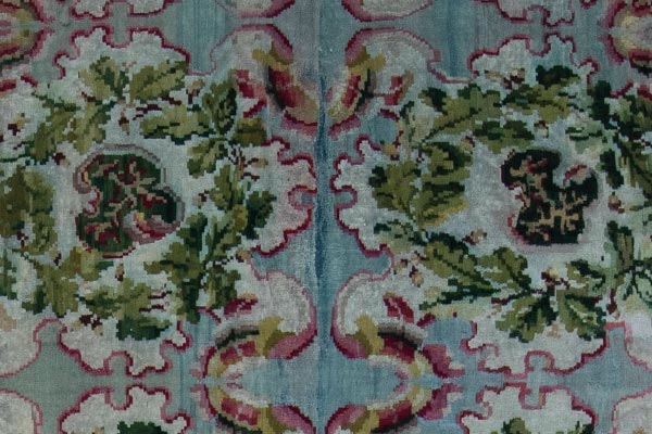 Antique Rugs at Auctions