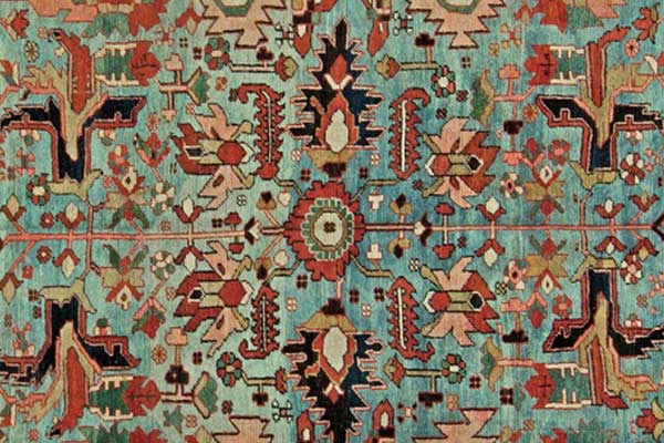 Country Oriented Design: Heriz, Serapi Rugs
