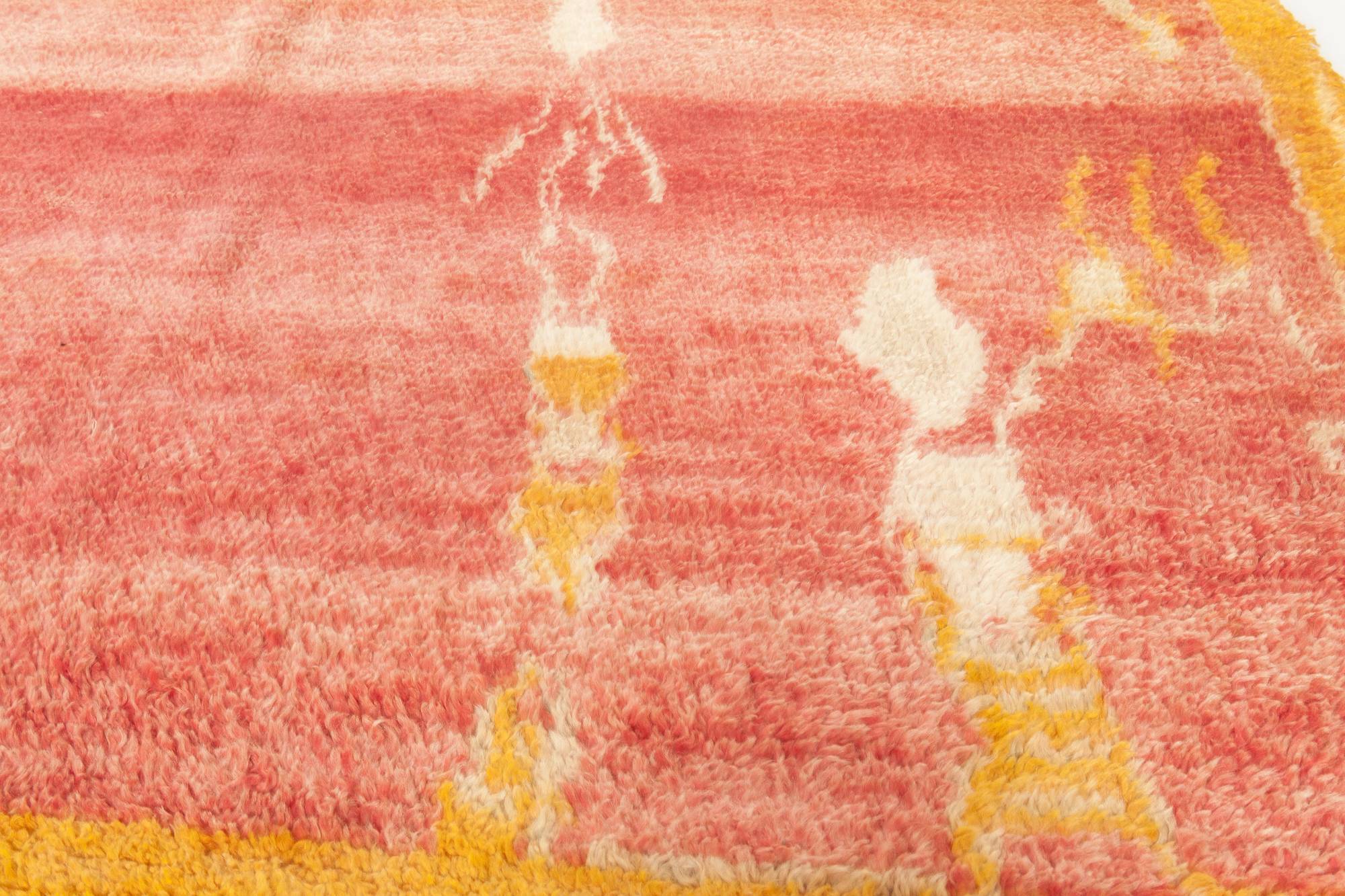 Vintage Tribal Moroccan Wool Rug in Shades of Red, Orange, and Cream BB6880 - Bild 2 von 7