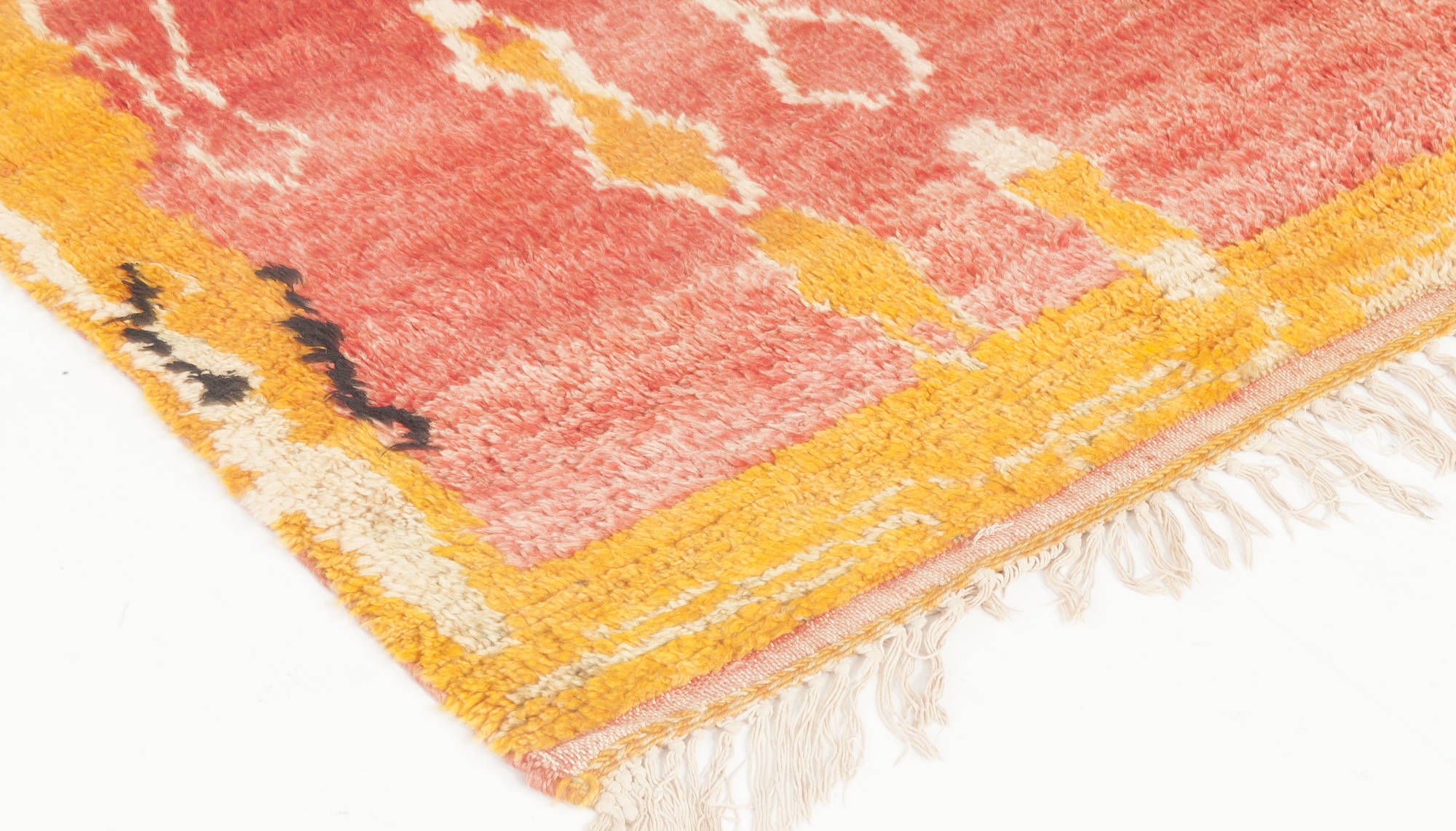 Vintage Tribal Moroccan Wool Rug in Shades of Red, Orange, and Cream BB6880 - Bild 4 von 7