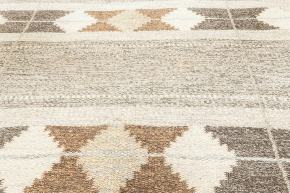 Mid-Century Swedish Handmade Wool Rug in Neutral Colors BB6882