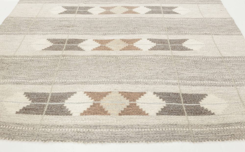 Mid-Century Swedish Handmade Wool Rug in Neutral Colors BB6882