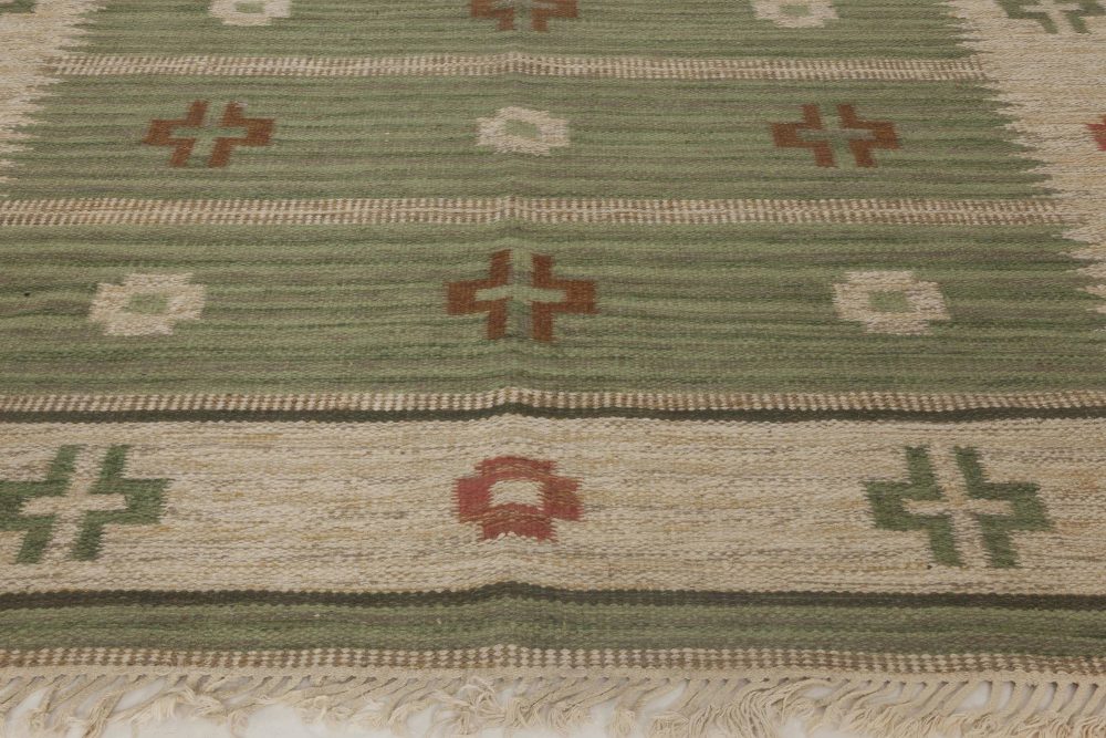 VINTAGE SWEDISH FLAT WEAVE RUG SIGNED BY SVENSK HEMSLOJD BB6659