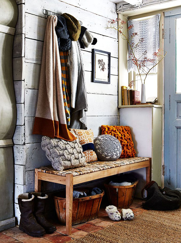 4 (More) Hottest Fall Decor Trends To Introduce to Your Apartment