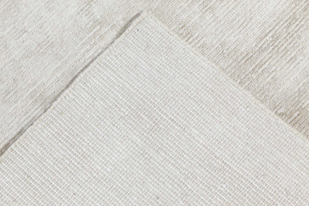 Doris Leslie Blau Collection High-quality Contemporary Solid White, Beige Rug N11871