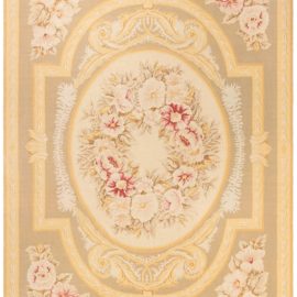 Traditional Rug Antique-Inspired Floral Soft Beige Hand-Knotted Wool “Couronne” N11896
