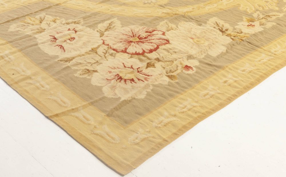 Doris Leslie Blau Collection Floral Bessarabian Style Handmade Wool Rug N11896