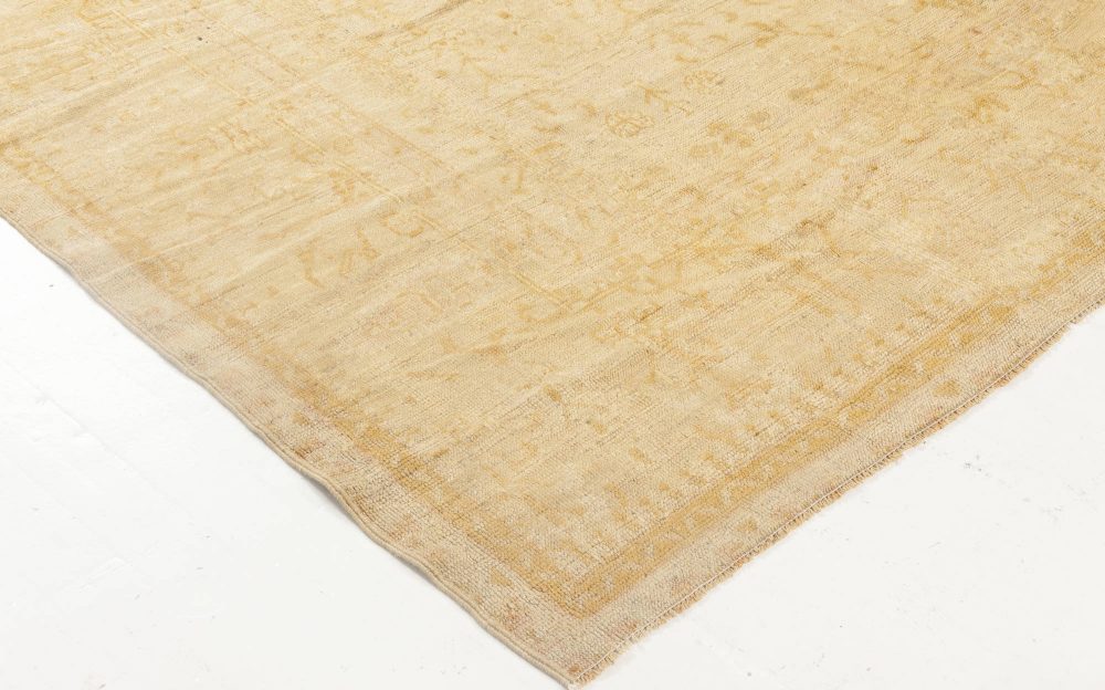 Early 20th Century Turkish Oushak Handmade Wool Rug in Beige, Yellow and Orange BB6926