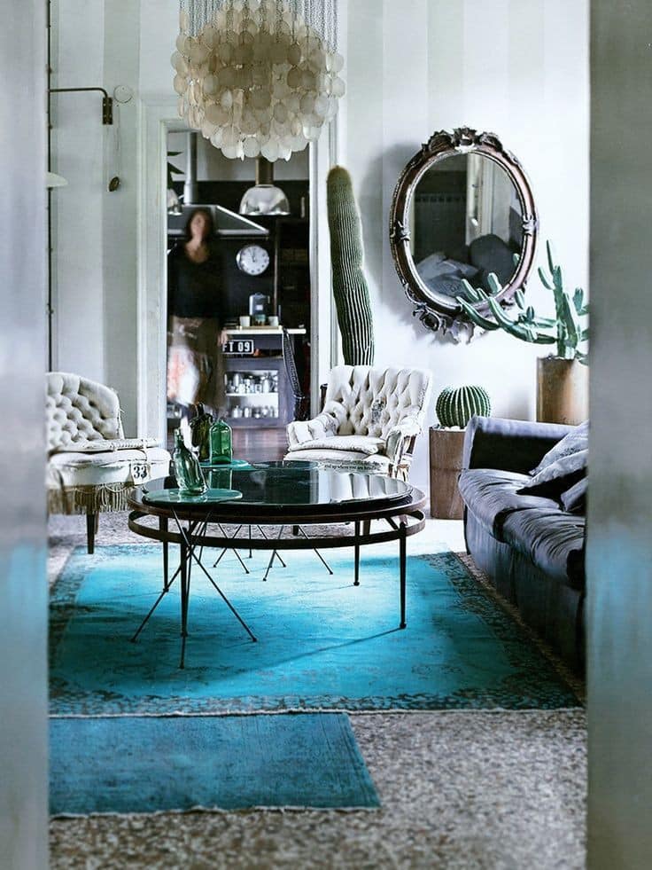 oriental rugs, oriental rug in living room, statement rugs (13)