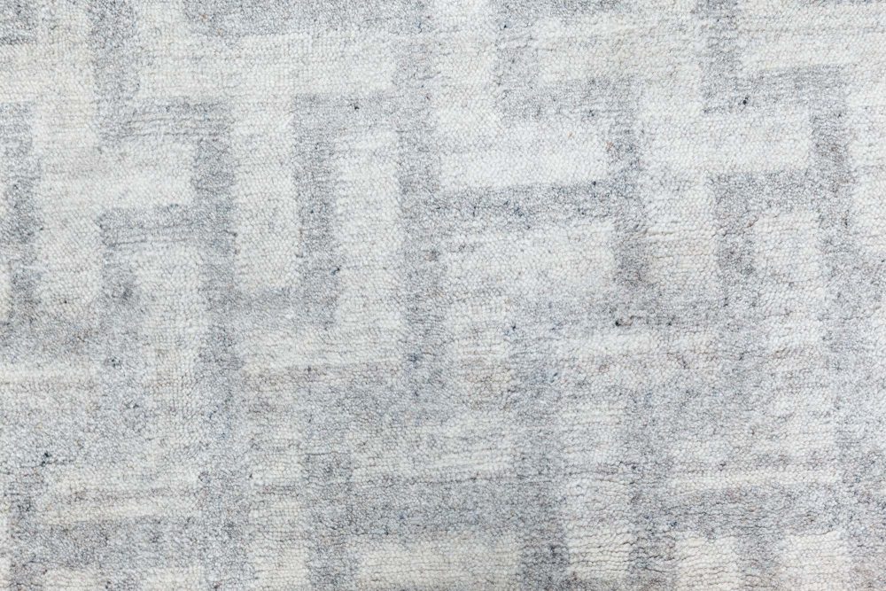Doris Leslie Blau Collection Contemporary Runner in Gray Natural Wool N11938