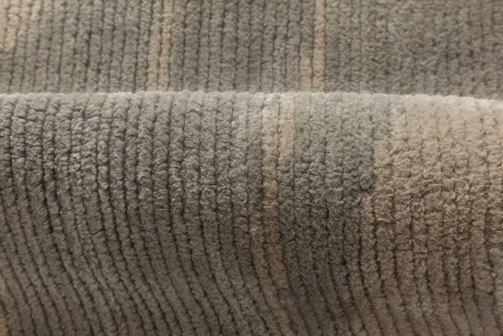 Doris Leslie Blau Collection Modern High-Quality Beige Gray Handmade Wool Runner N11940