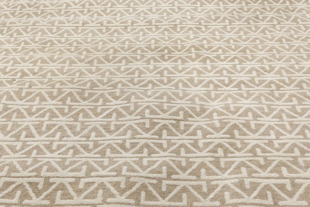 Doris Leslie Blau Collection Oriental Inspired Beige and White Rug N11975