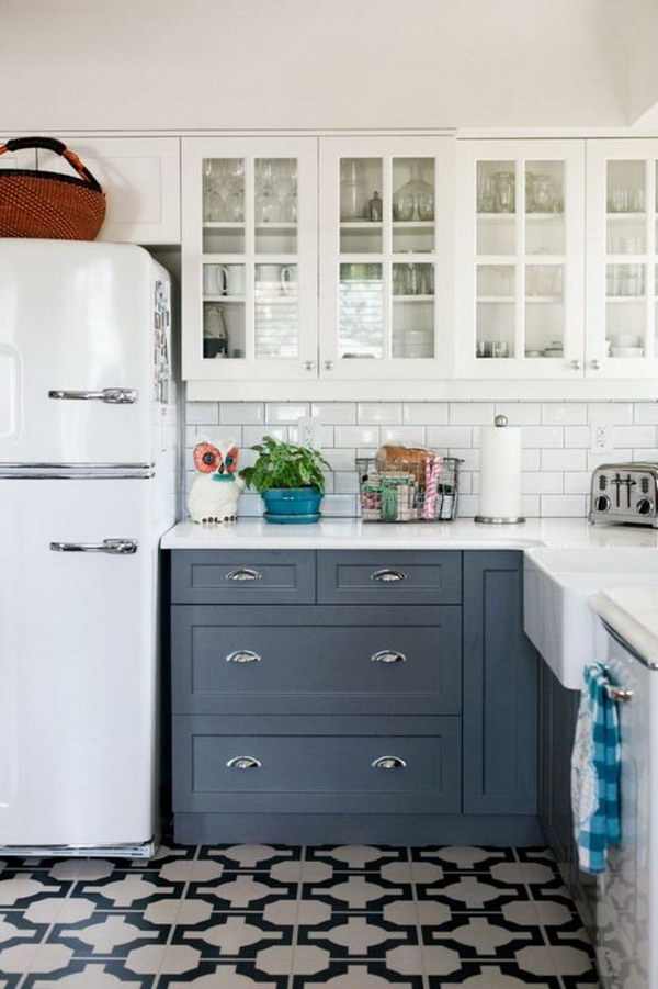 two toned kitchen cabinets, kitchen 2019 decor trends (14)