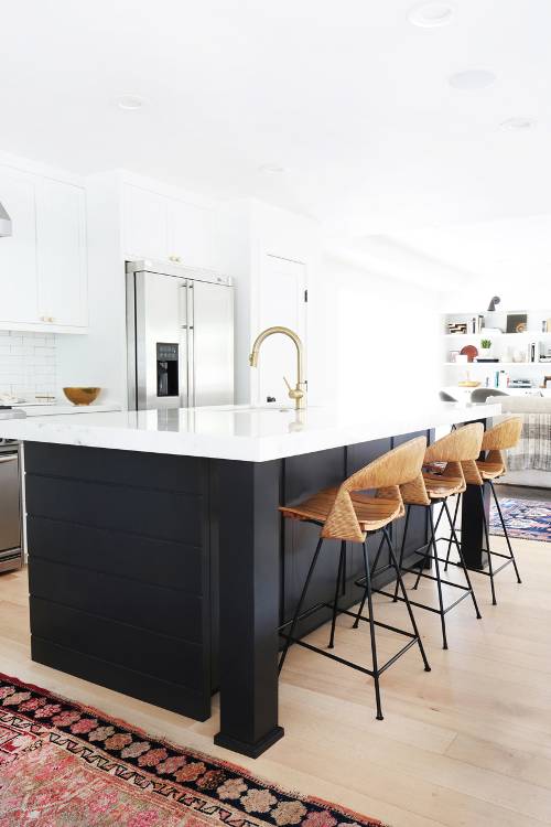 two toned kitchen cabinets, kitchen 2019 decor trends (4)