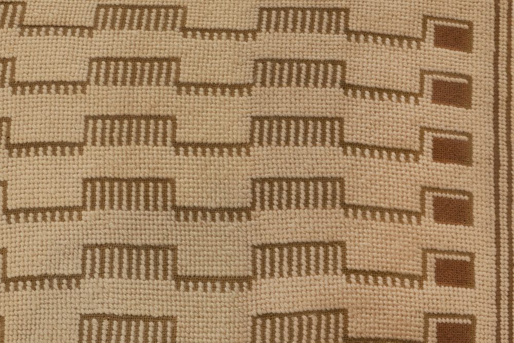 Doris Leslie Blau Collection Modern Needlepoint Wool Rug by Arthur Dunnam N12005