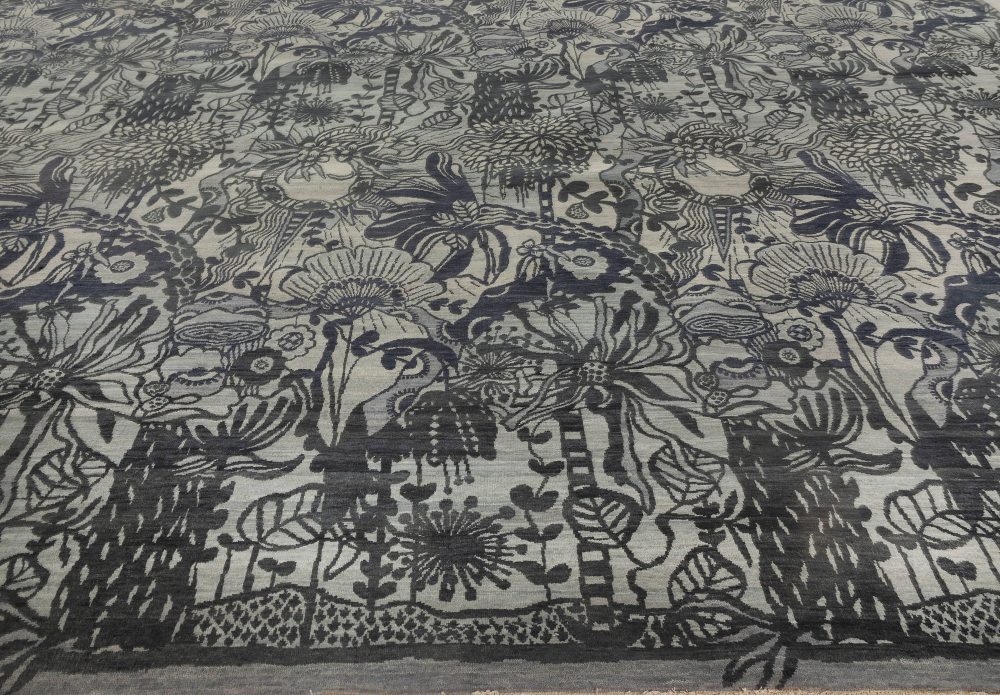 Doris Leslie Collection Floral Traditional Inspired Blue, Gray, Black, Wool Rug N12021