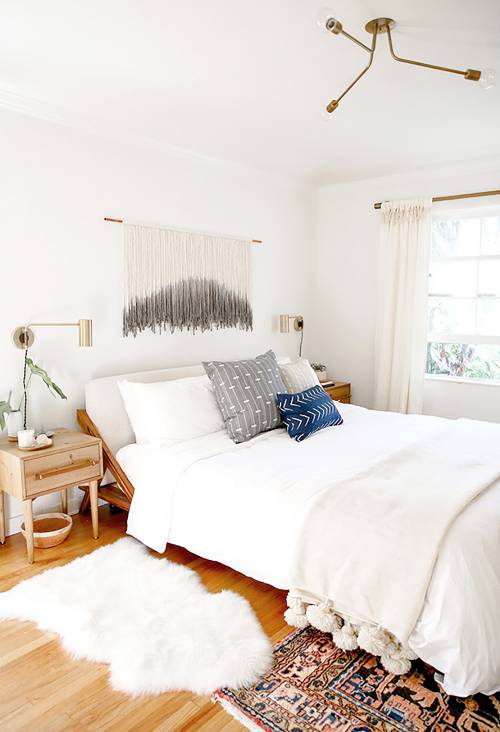 feng-shui-beds-246540-1515699028692-image.500x0c