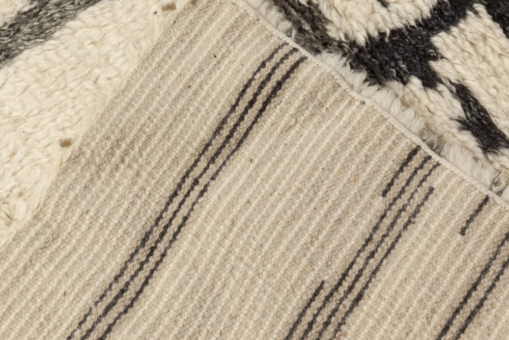 Geometric Moroccan Black and White Handmade Wool Rug N12037