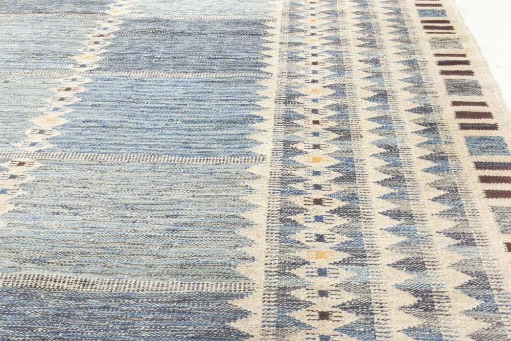 Contemporary Swedish Style Blue & White Wool Flat-Weave Rug N12046