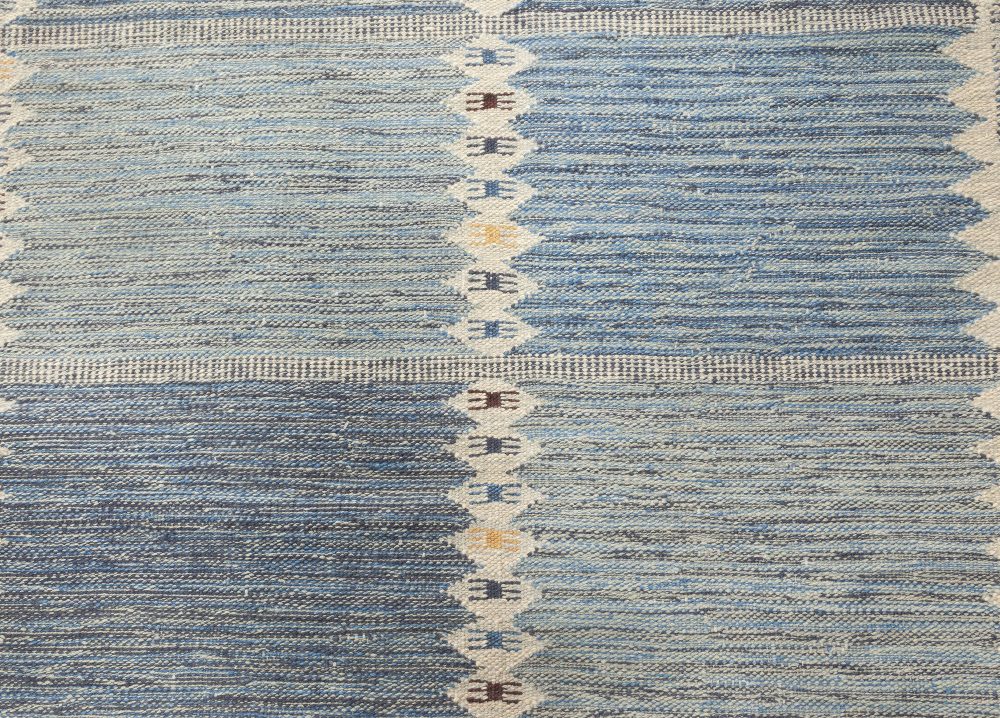Contemporary Swedish Style Blue & White Wool Flat-Weave Rug N12046
