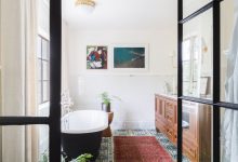 5 Decor Mistakes That Instantly Cheapen the Look of Your Bathroom