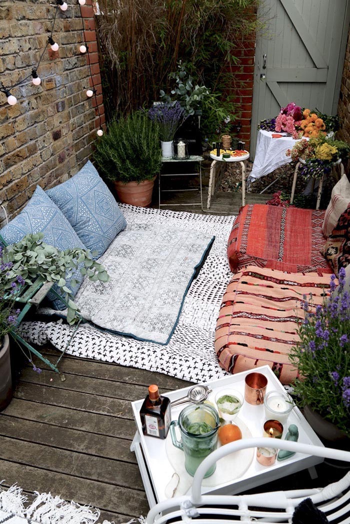 Creating a Home Oasis – Top 10 Small Balcony Ideas