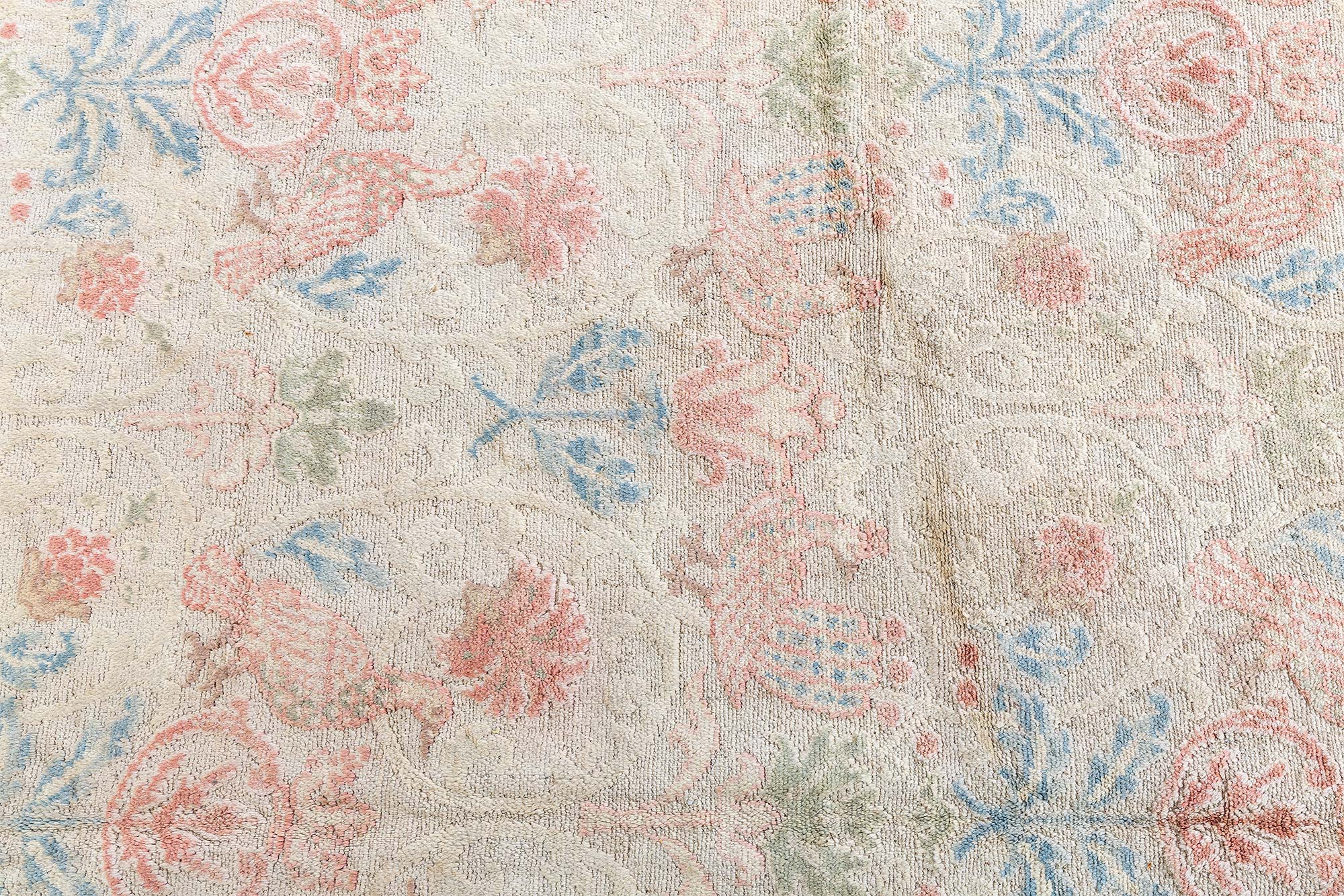 Spanish Vintage Floral Soft Beige Hand-Knotted Wool Rug BB8904 Spanish Vintage Floral Soft Beige Hand-Knotted Wool Rug BB8904