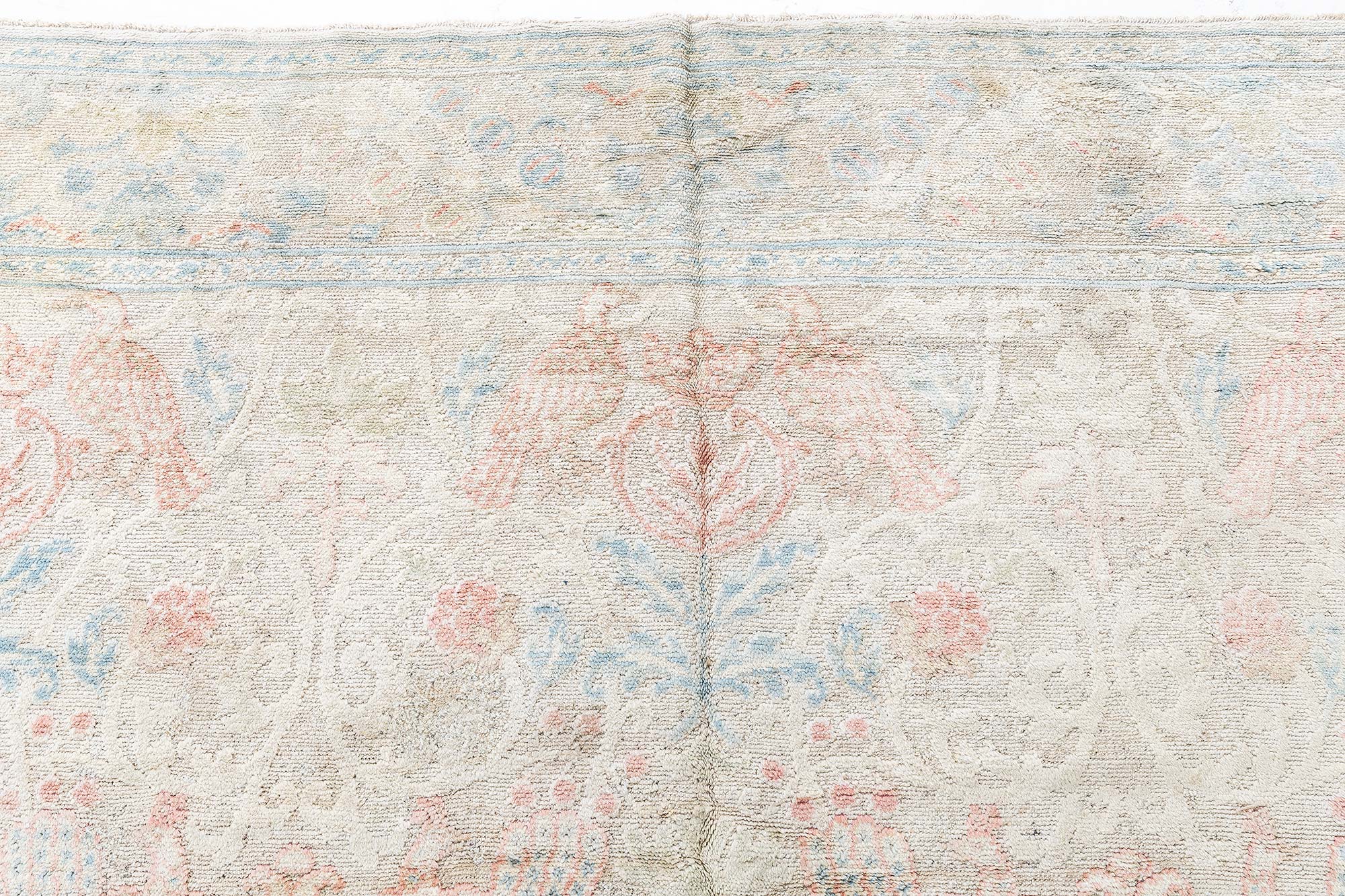 Spanish Vintage Floral Soft Beige Hand-Knotted Wool Rug BB8904 Spanish Vintage Floral Soft Beige Hand-Knotted Wool Rug BB8904