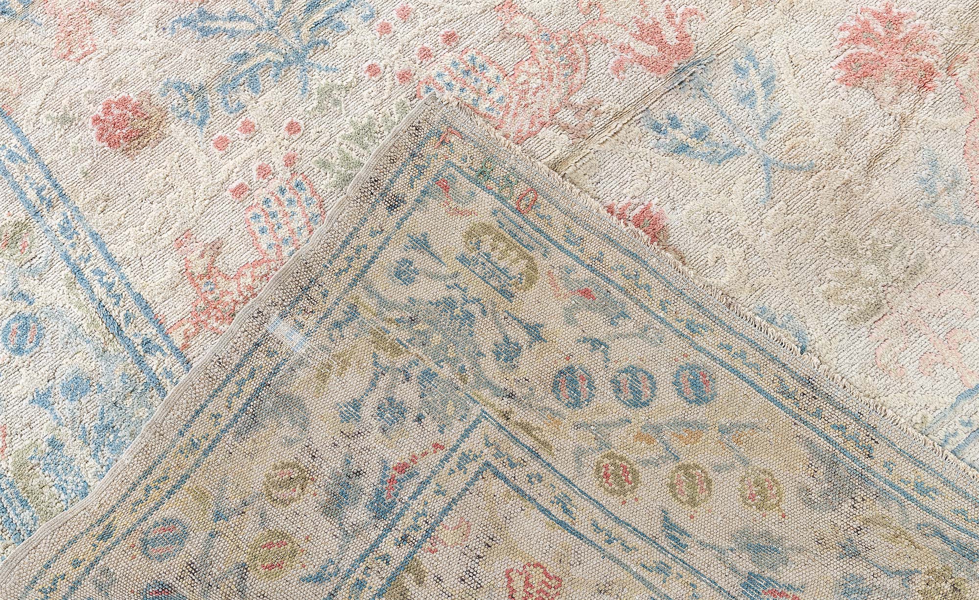 Spanish Vintage Floral Soft Beige Hand-Knotted Wool Rug BB8904 Spanish Vintage Floral Soft Beige Hand-Knotted Wool Rug BB8904