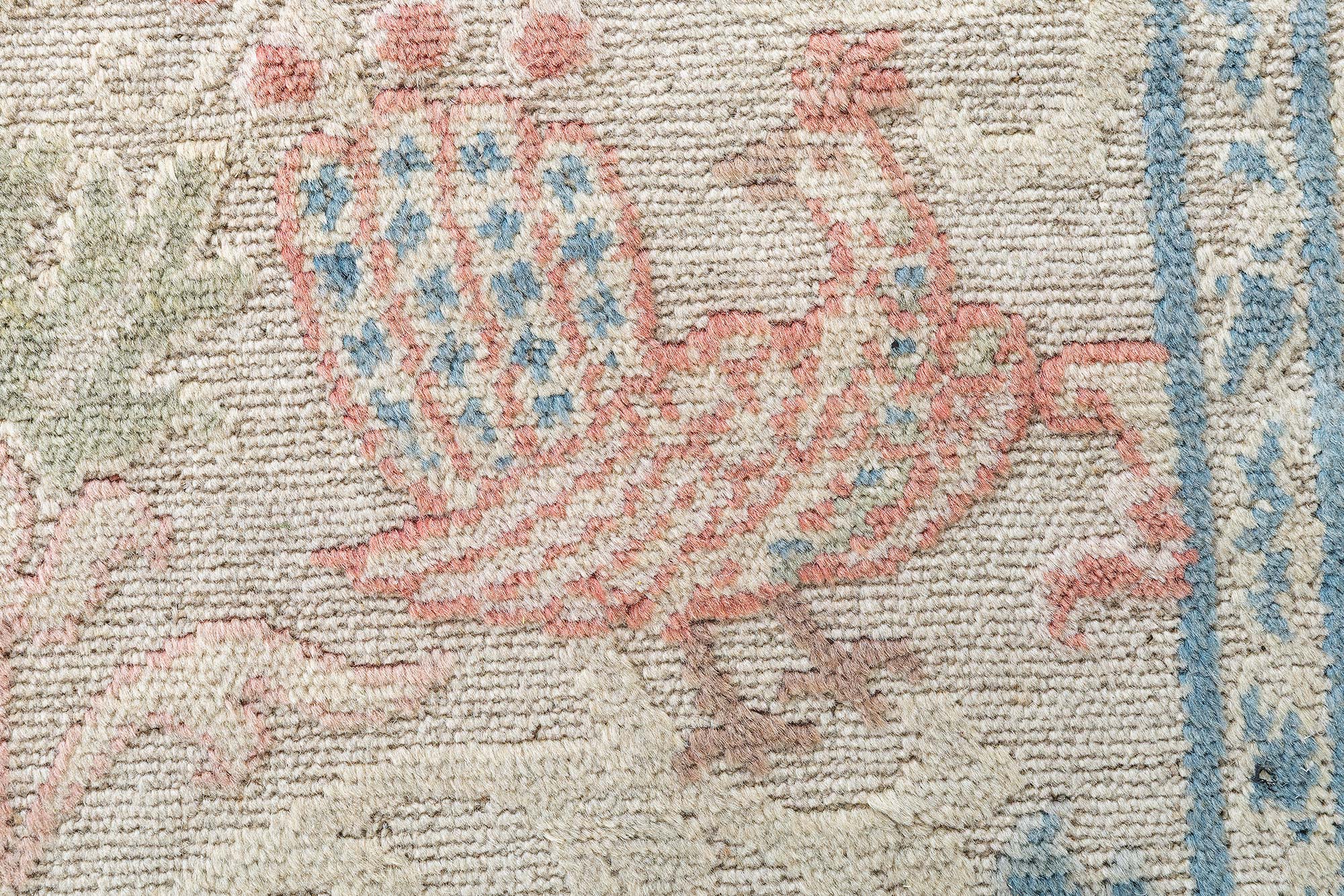 Spanish Vintage Floral Soft Beige Hand-Knotted Wool Rug BB8904 Spanish Vintage Floral Soft Beige Hand-Knotted Wool Rug BB8904