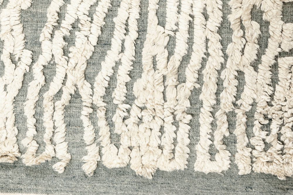 Doris Leslie Blau Collection Seafoam White, Gray & Blue High-Low Silk & Wool Rug N12080