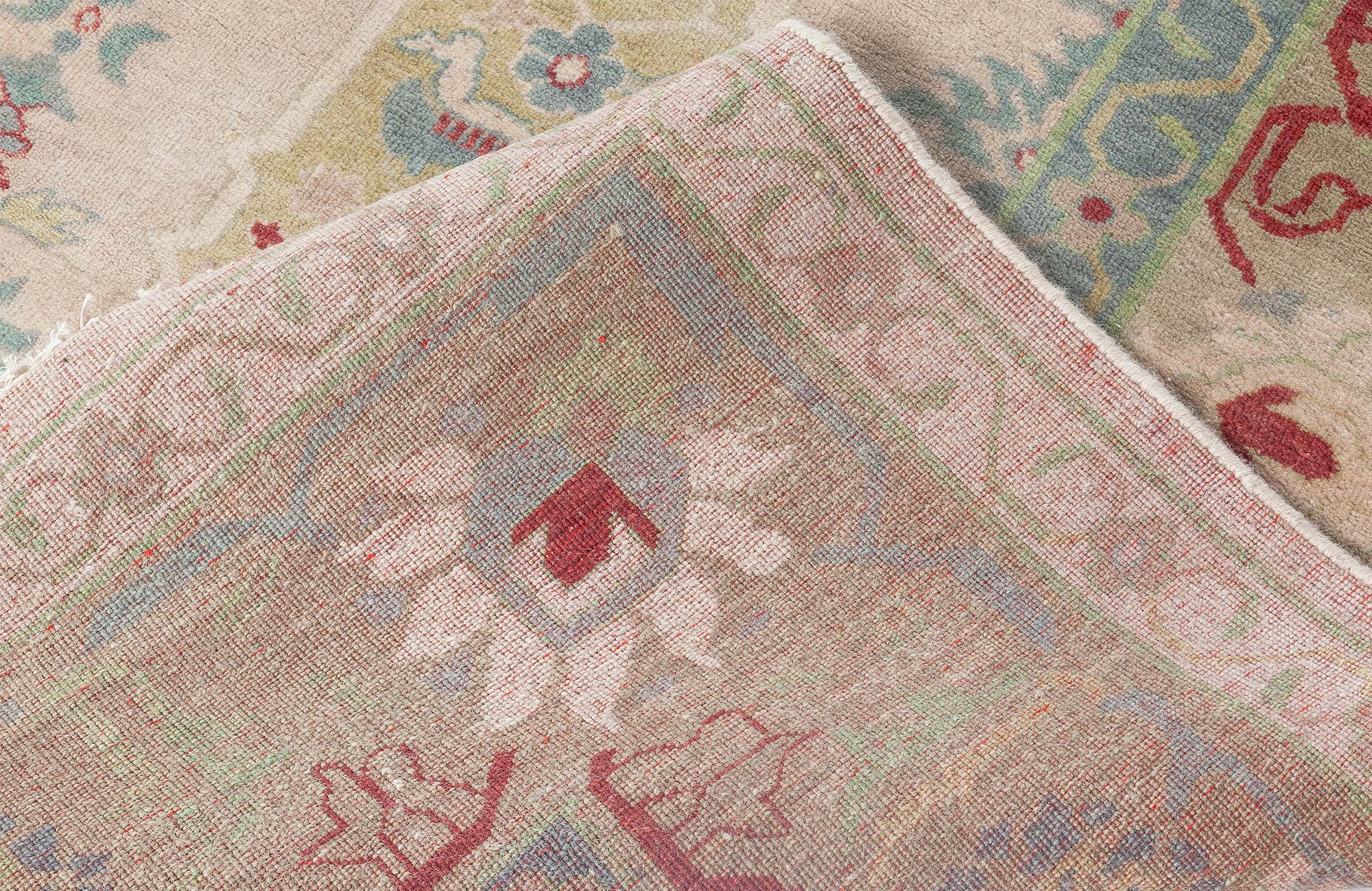 Contemporary Floral Oushak Hand-Knotted Rug “Lanterna” N12085 Contemporary Floral Oushak Hand-Knotted Rug “Lanterna” N12085