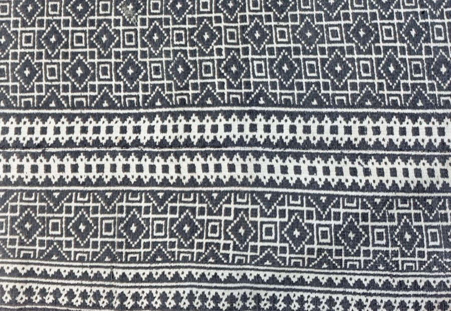 High-quality Antique Indian Gray, White Handmade Cotton Agra BB7582