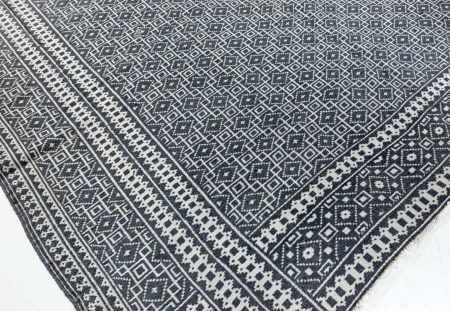 High-quality Antique Indian Gray, White Handmade Cotton Agra BB7582