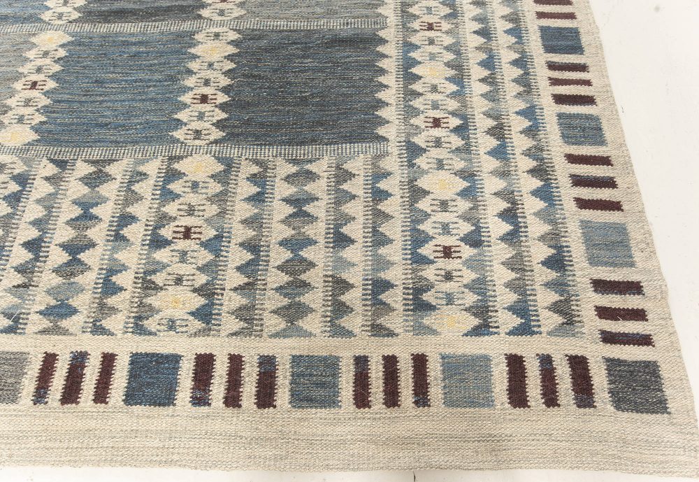 Contemporary Northern Shores Swedish Rug N12220