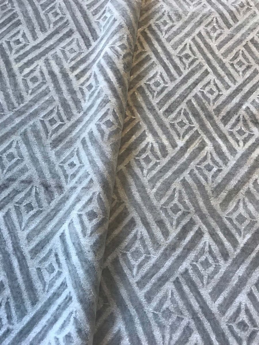 Large Rug in Natural Greys N12230