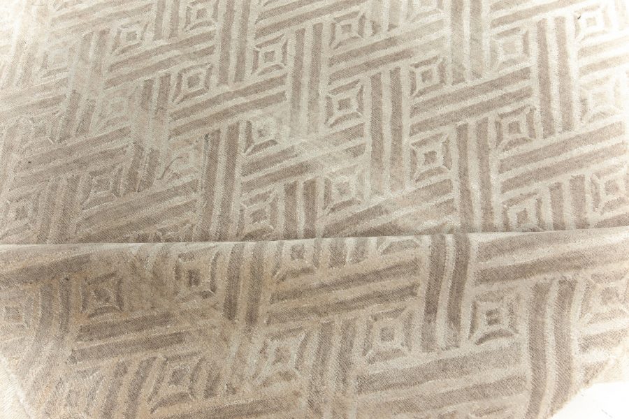 Large Rug in Natural Greys N12230