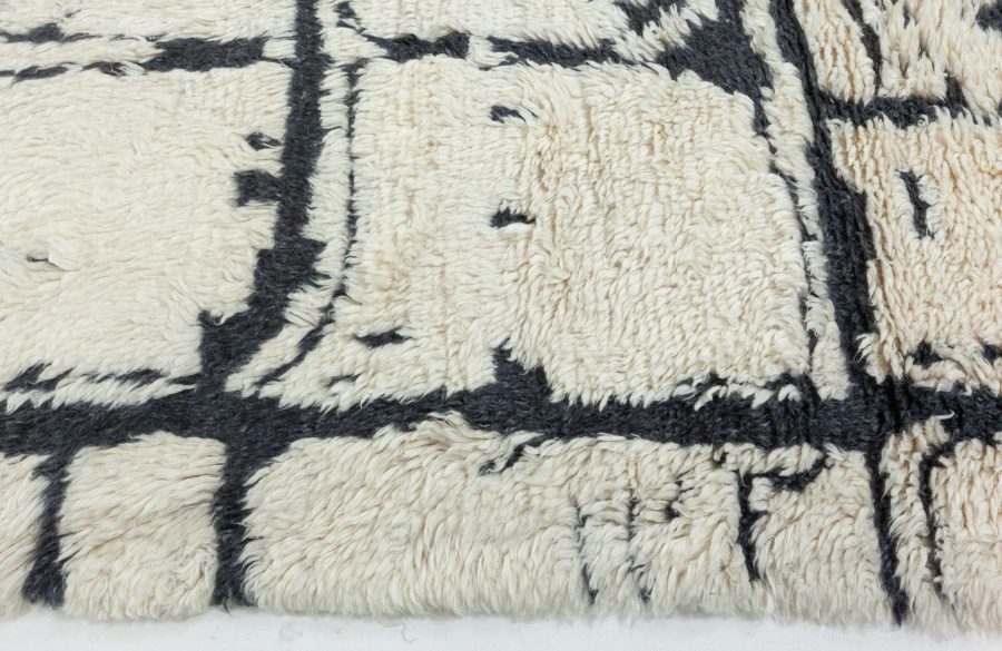 Tribal Style Modern Moroccan Rug N12310