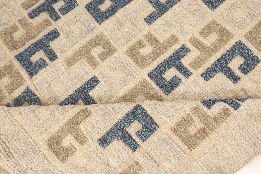 Modern Swedish Style Wool Rug N12307