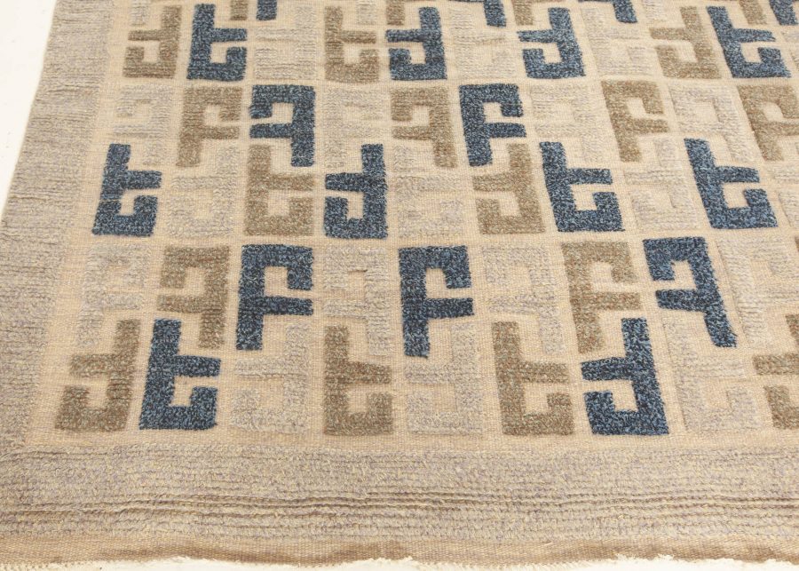 Modern Swedish Style Wool Rug N12307