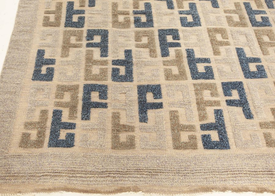 Modern Swedish Style Wool Rug 