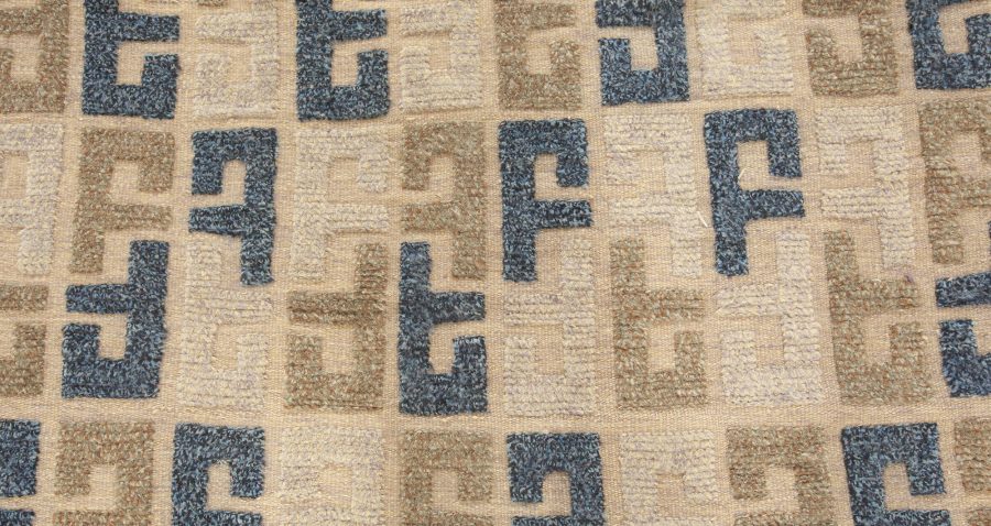 Modern Swedish Style Wool Rug N12307