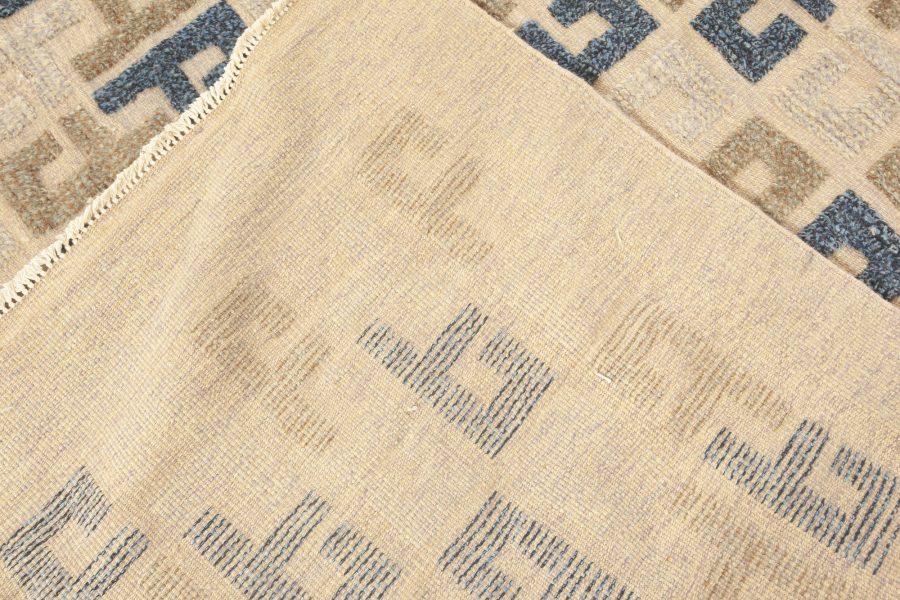 Modern Swedish Style Wool Rug N12307