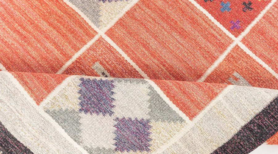 MID-CENTURY SWEDISH RÖLAKAN RUG BY RAKEL CARLANDER (RC) BB7693