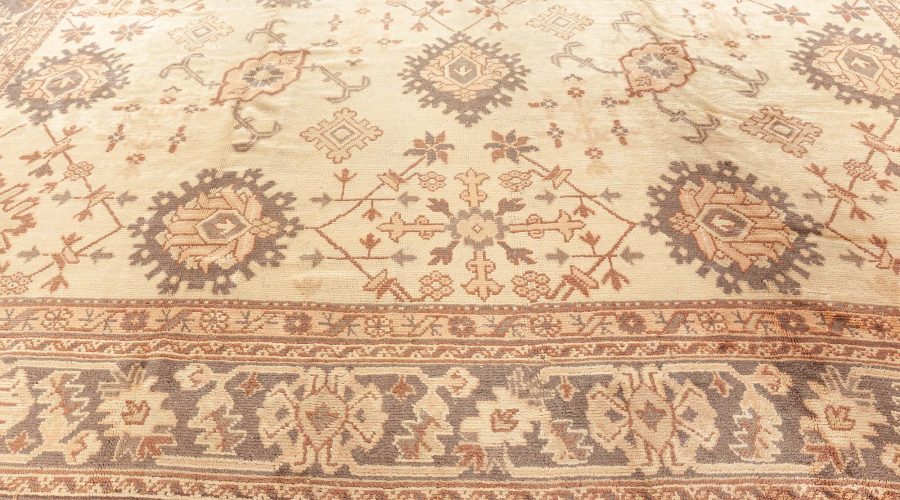 Antique Turkish Oushak Rug BB7685