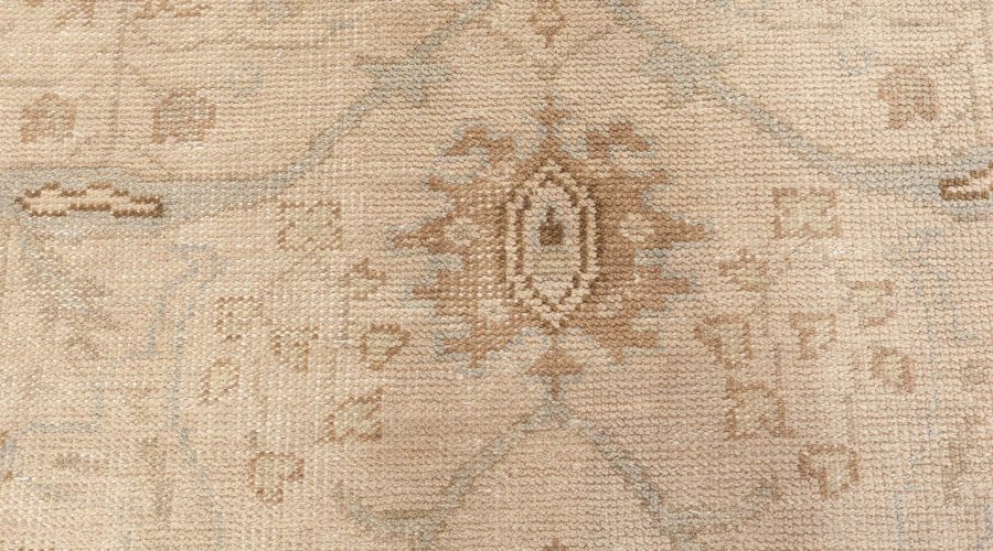 Traditional Inspired Oushak Designed Rug N12340