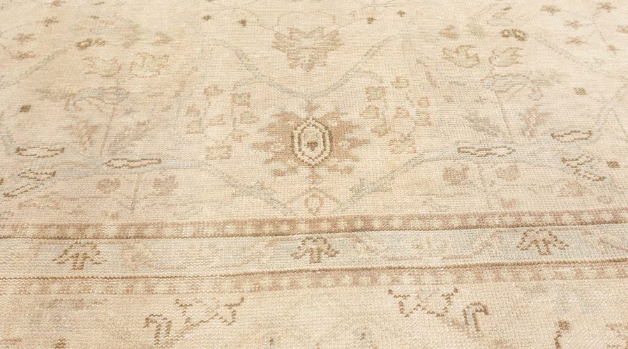 Traditional Inspired Oushak Designed Rug N12340