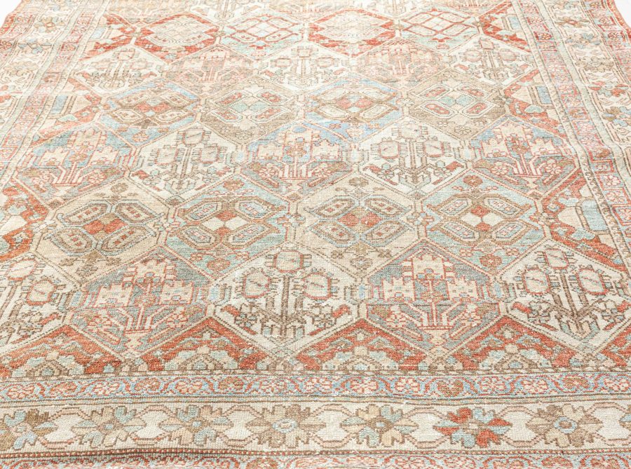 Persian Bakhtiari Rug BB7755